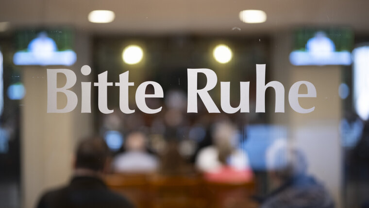 KEYSTONE/GIAN EHRENZELLER 20260226105609995.jpg